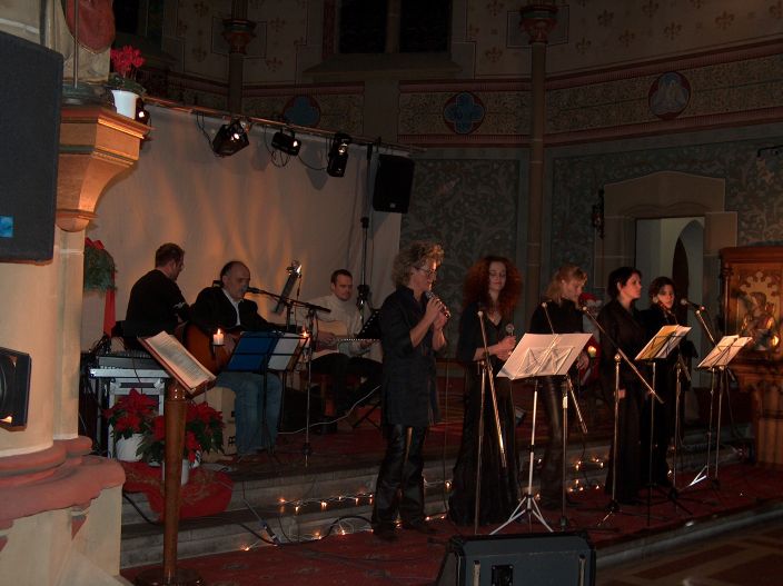 „Licht ins Dunkel“ - Ensemble 2005 in St. Valentin Ockfen